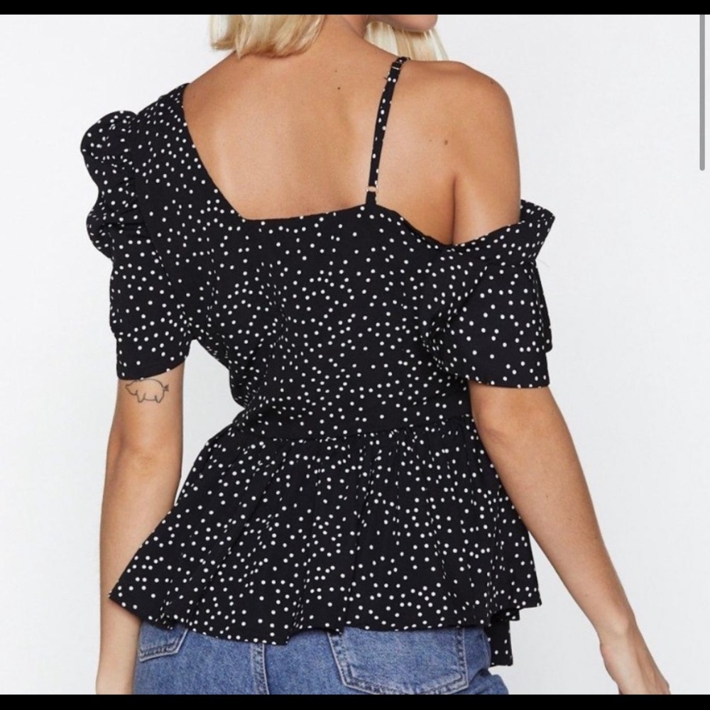 Gorgeous Detailed polka dot Top. Size large